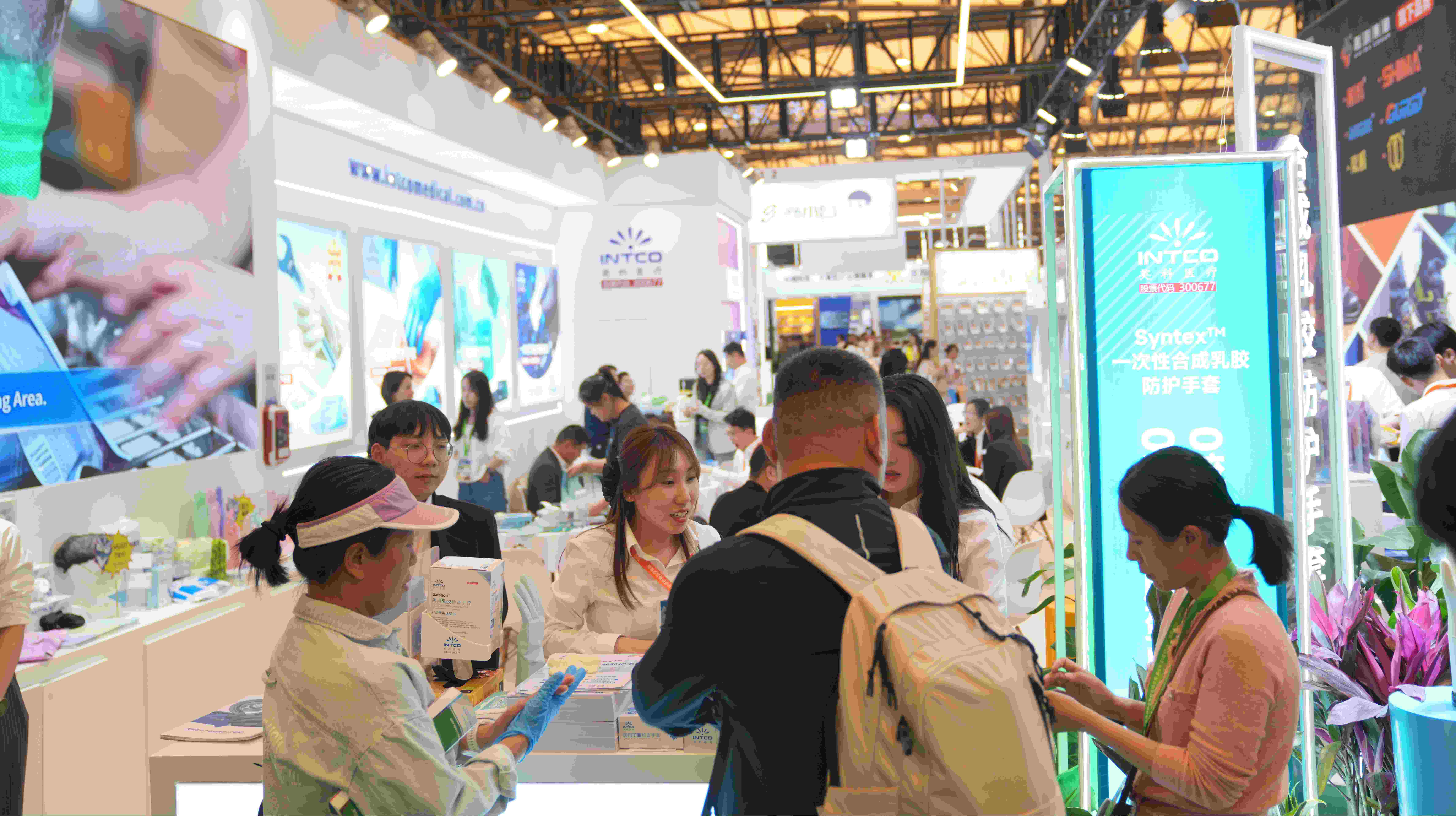 英科醫(yī)療亮相第108屆中國(guó)國(guó)際勞動(dòng)保護(hù)用品交易會(huì)